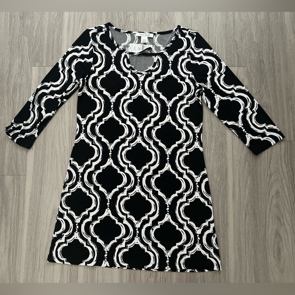 White House Black Market Monochrome Long Sleeve Dress small